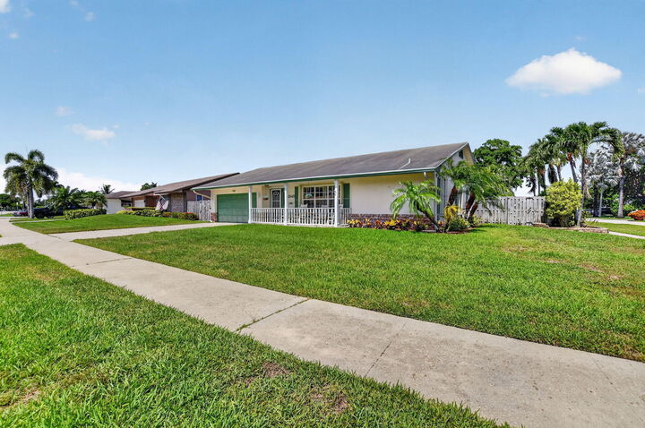 Property Photo: 1345 SW 28th Avenue FL 33442