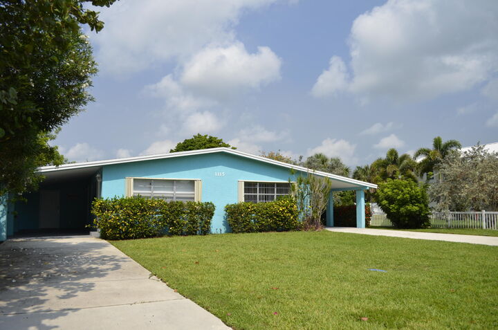 Property Photo:  1115 Hernando Street B  FL 34949 