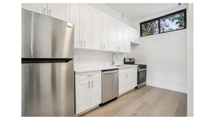 Property Photo:  17-19 Thames Street  NY 11206 