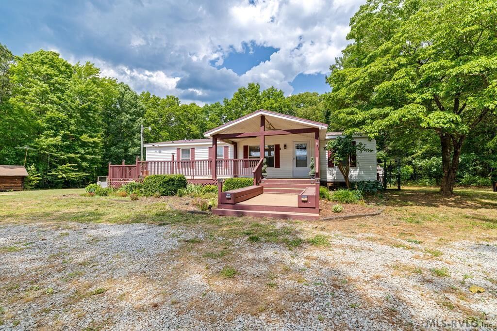 Property Photo:  120 Sunset Hollow Ln.  VA 23920 