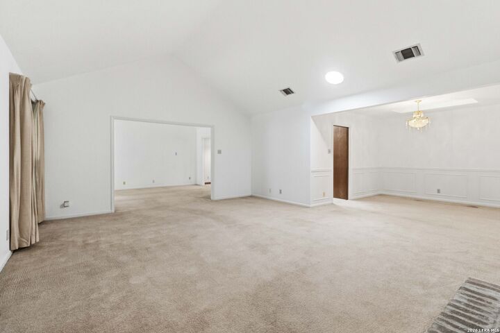 Property Photo: 10822 Royal Blf TX 78239