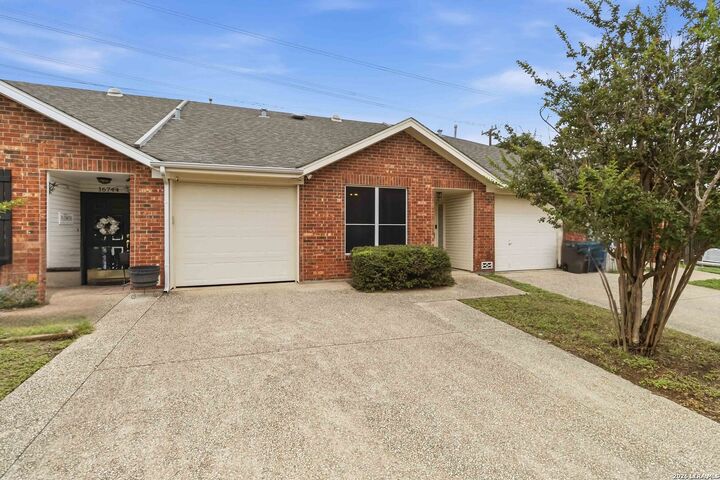 Property Photo:  16746 Henderson Pass  TX 78232 