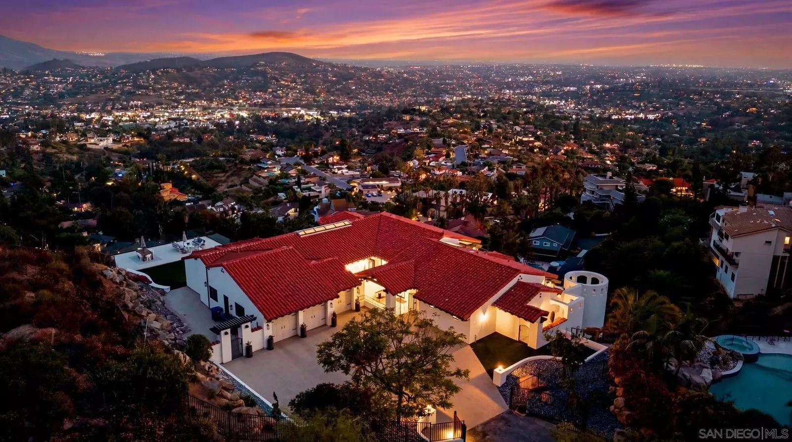 Property Photo: 9775 Alto Dr CA 91941