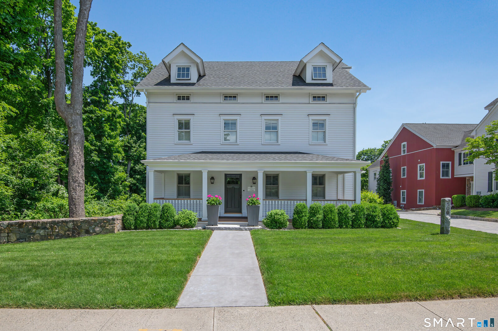 Property Photo:  500 Main Street 6  CT 06877 