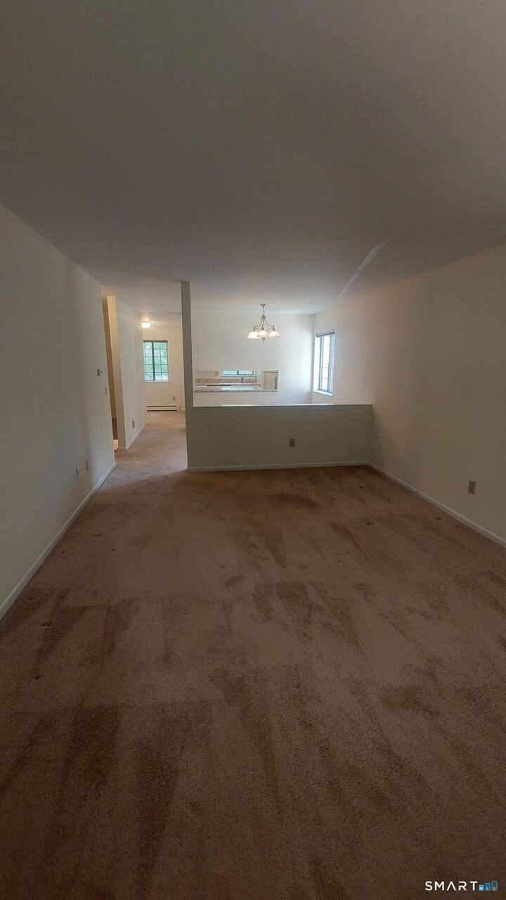 Property Photo:  28 Andover Court 28  CT 06804 