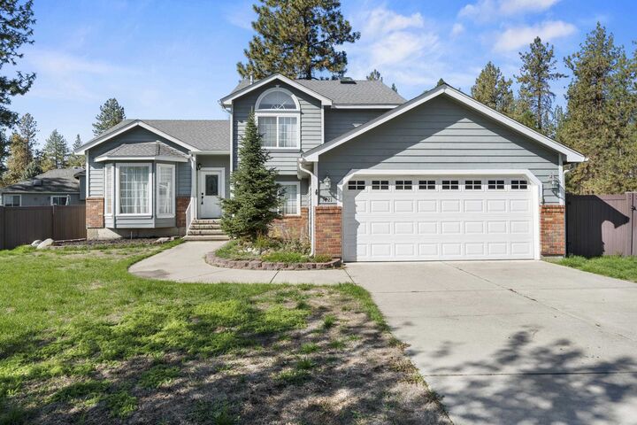 Property Photo: 7421 W Lanzce Ct WA 99026