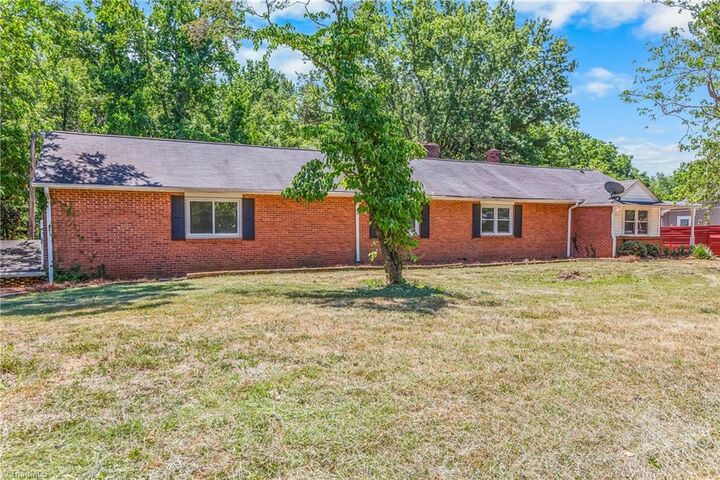 Property Photo: 4328 Stokesdale Avenue NC 27101