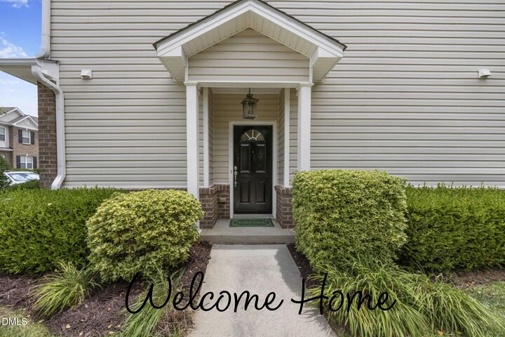 Property Photo:  352 E Willhaven Drive  NC 27526 