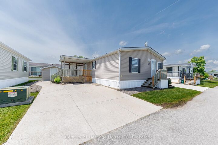 Property Photo:  3033 Townline Road 268  ON L0S 1S1 