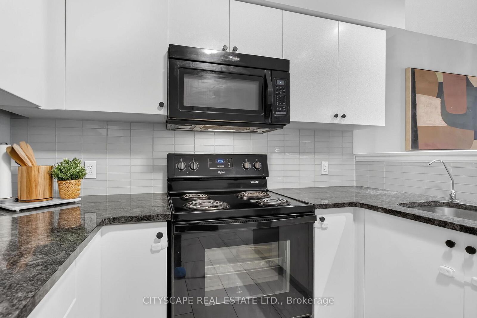 Property Photo: 4 Nathan Court ON N1P 0B2