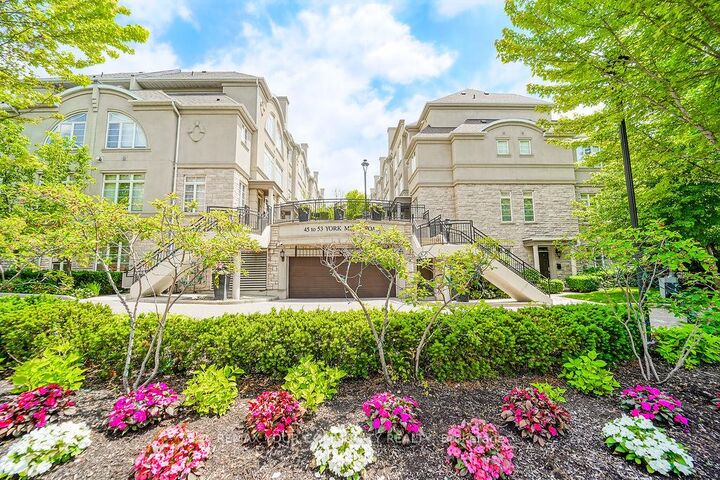 Property Photo: 47 York Mills Road 212 ON M2P 2B6