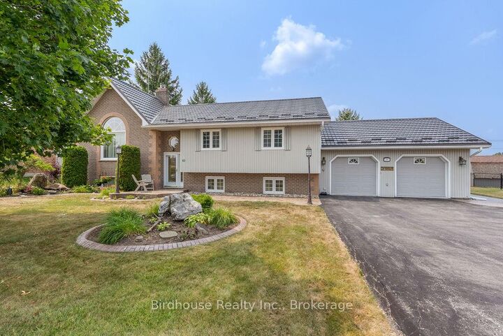 Property Photo: 20 Doble Drive ON K0M 2M0