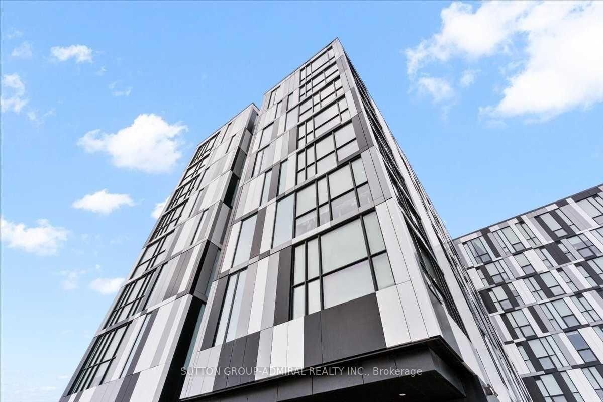 Property Photo: 1900 Simcoe Street N 636 ON L1G 4Y3
