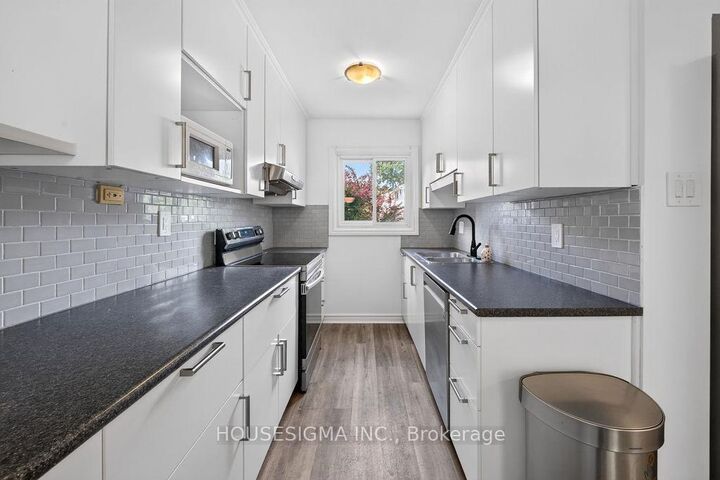 Property Photo: 166 Southdale Road W 143 ON N6J 2J1