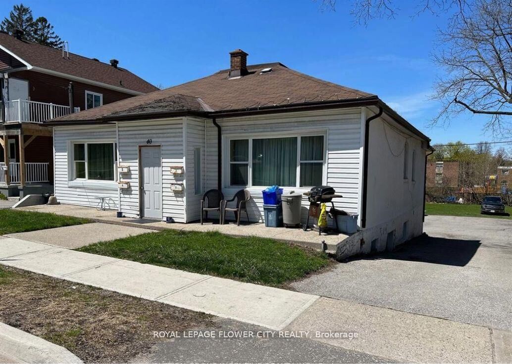 Property Photo: 40 Penetang Street ON L4M 1V6