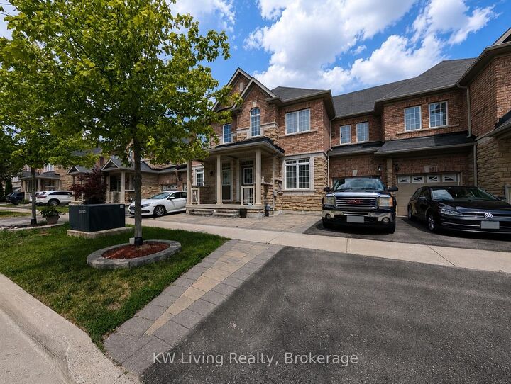 19 Begonia Street — photo 1