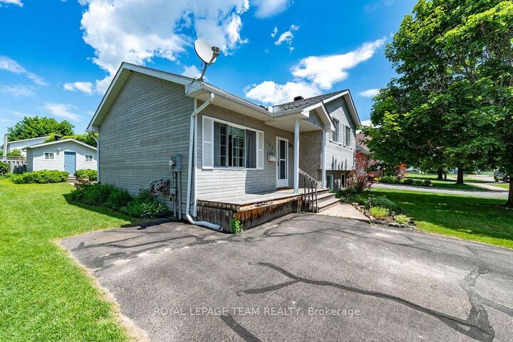 Property Photo: 189 Garden Street ON K8A 2H4