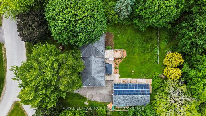 Property Photo: 22 Randy Avenue ON L9W 2A3