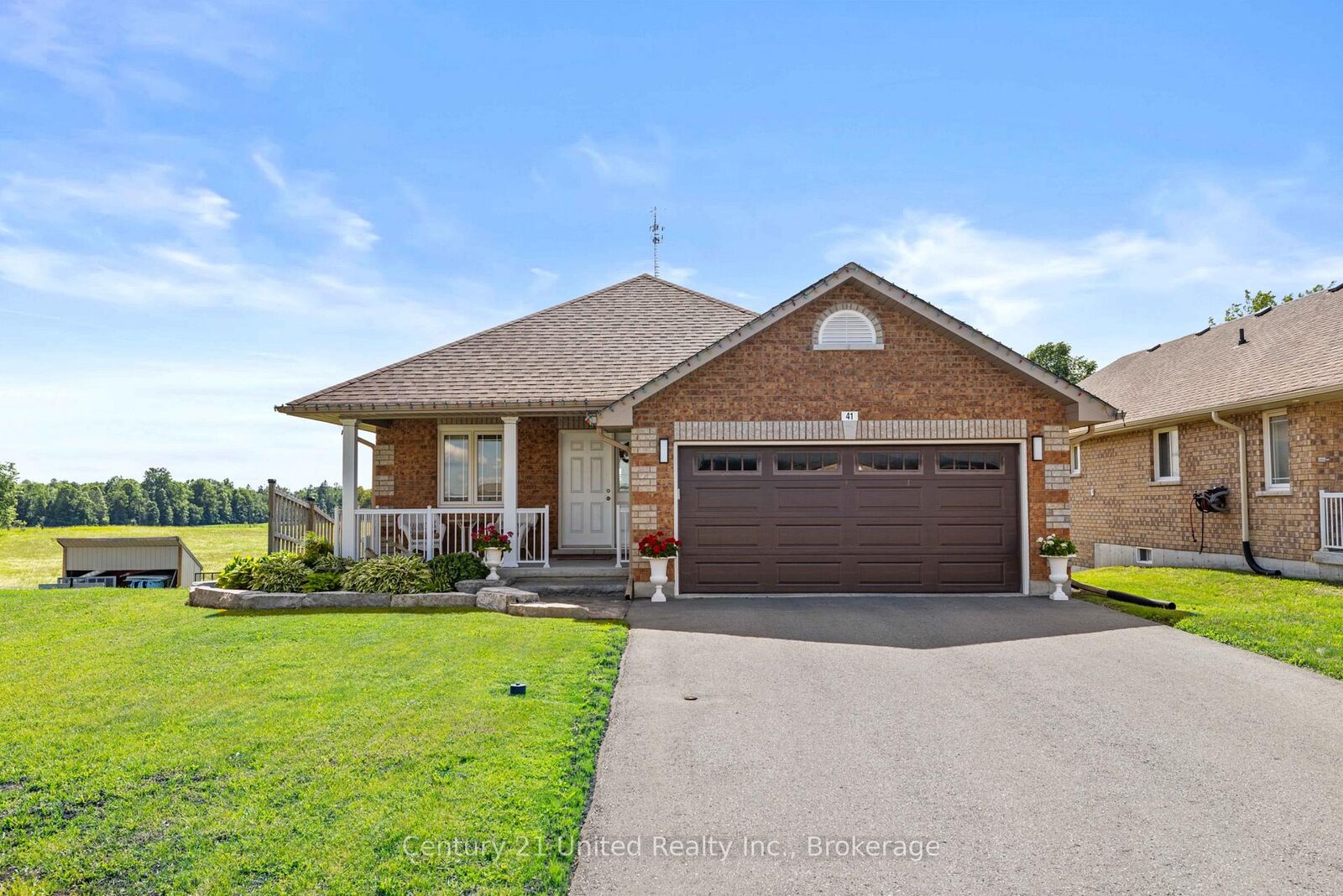 Photo de la propriété:  41 Darrel Drain Crescent  ON K0L 2V0 