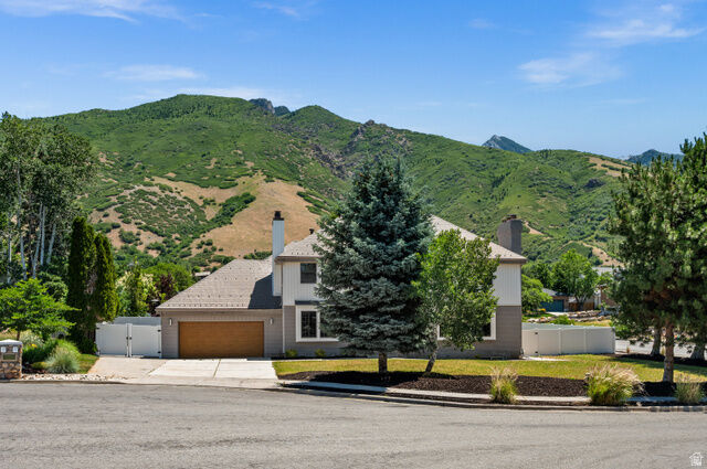 Property Photo: 8065 S Overhill Cir UT 84121