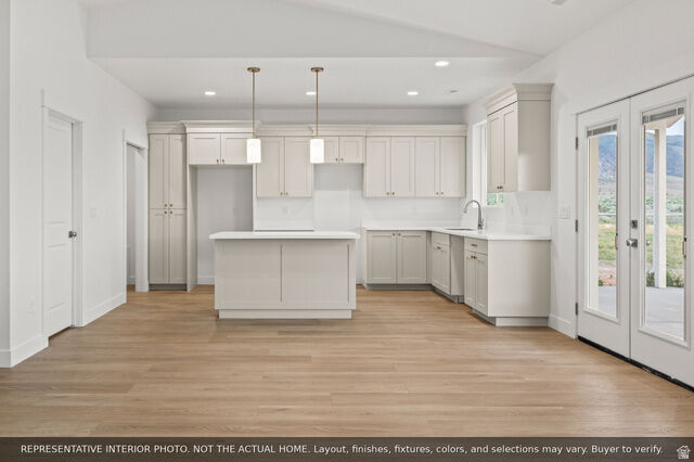 Property Photo: 312 W 430 N UT 84754