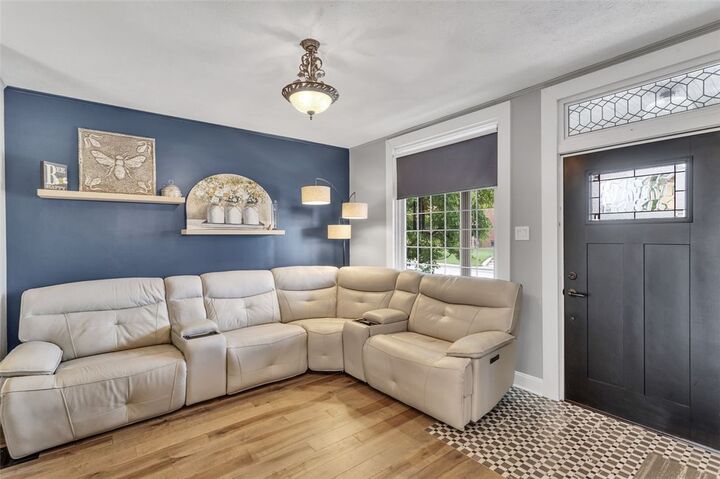 Property Photo: 416 Vermont Ave PA 15074