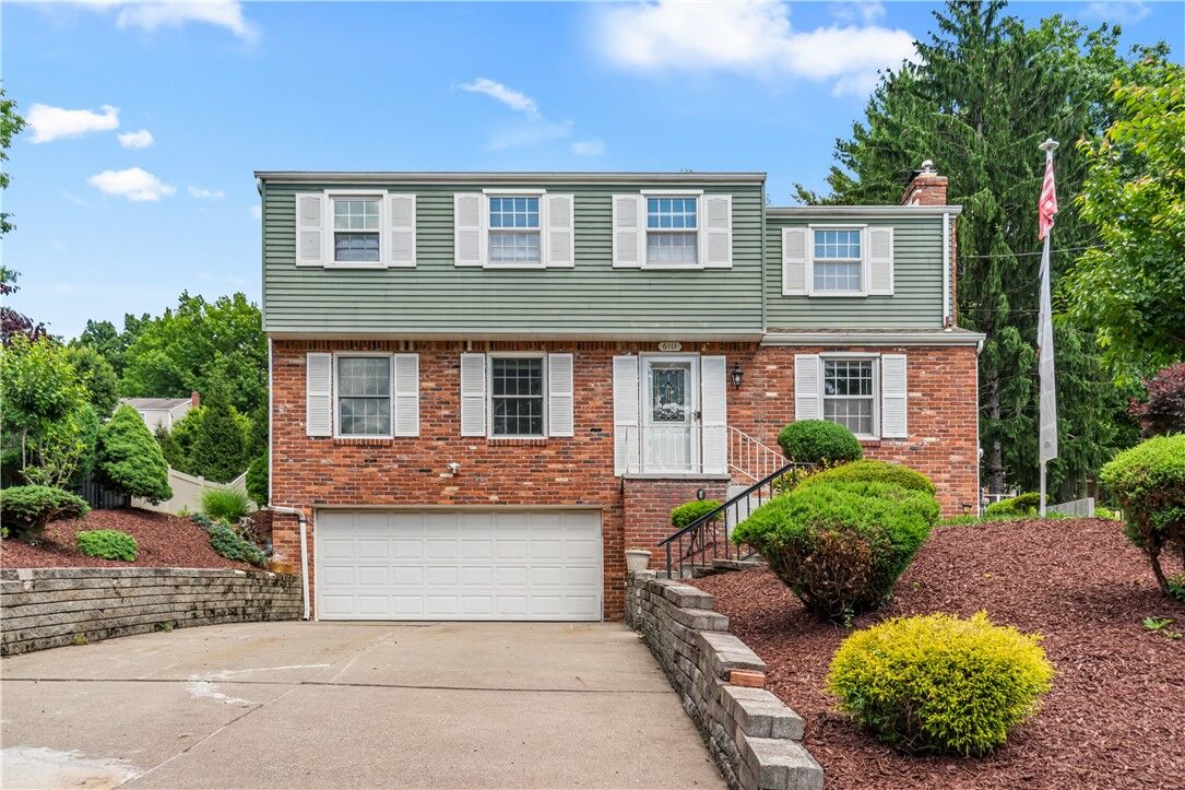 Property Photo:  6111 Great Dane Dr  PA 15102 
