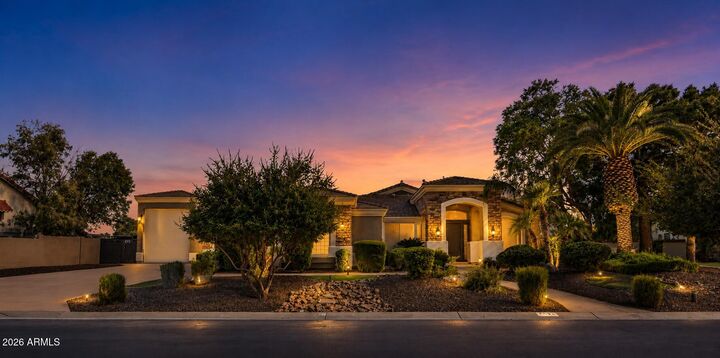 Property Photo: 7547 W Libby Street AZ 85308