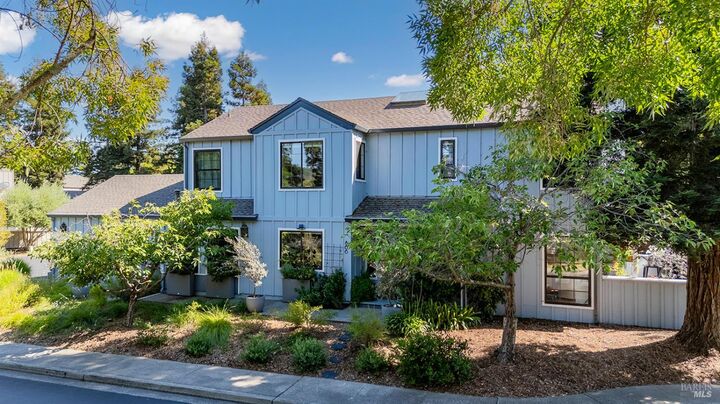 Property Photo:  866 Princeton Drive  CA 95476 