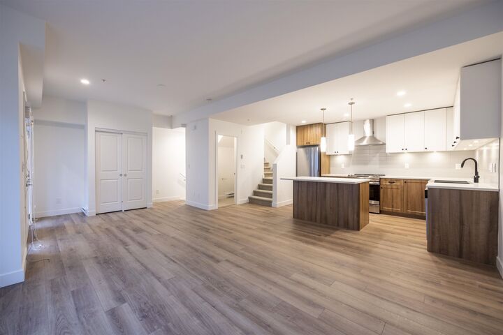 Property Photo: 20487 65 Avenue 81 BC V2Y 3K8