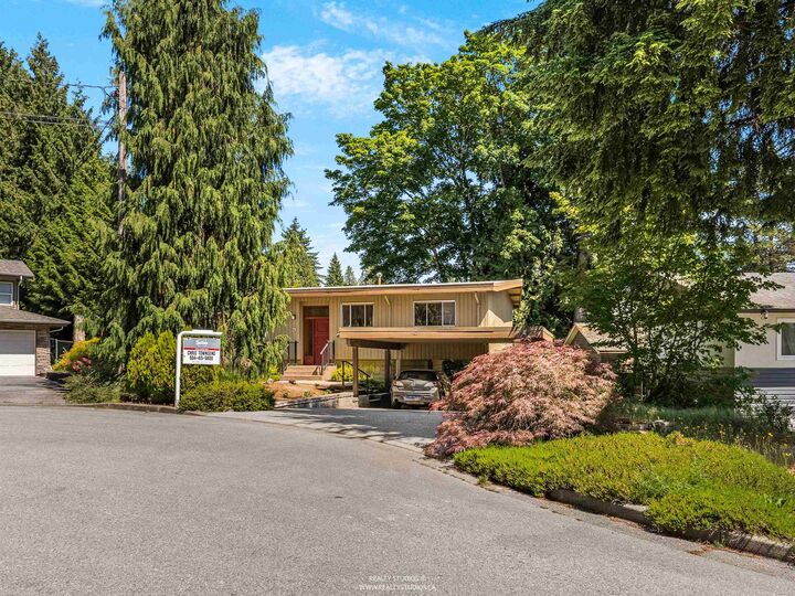 Property Photo: 423 Winona Street BC V3K 5A5