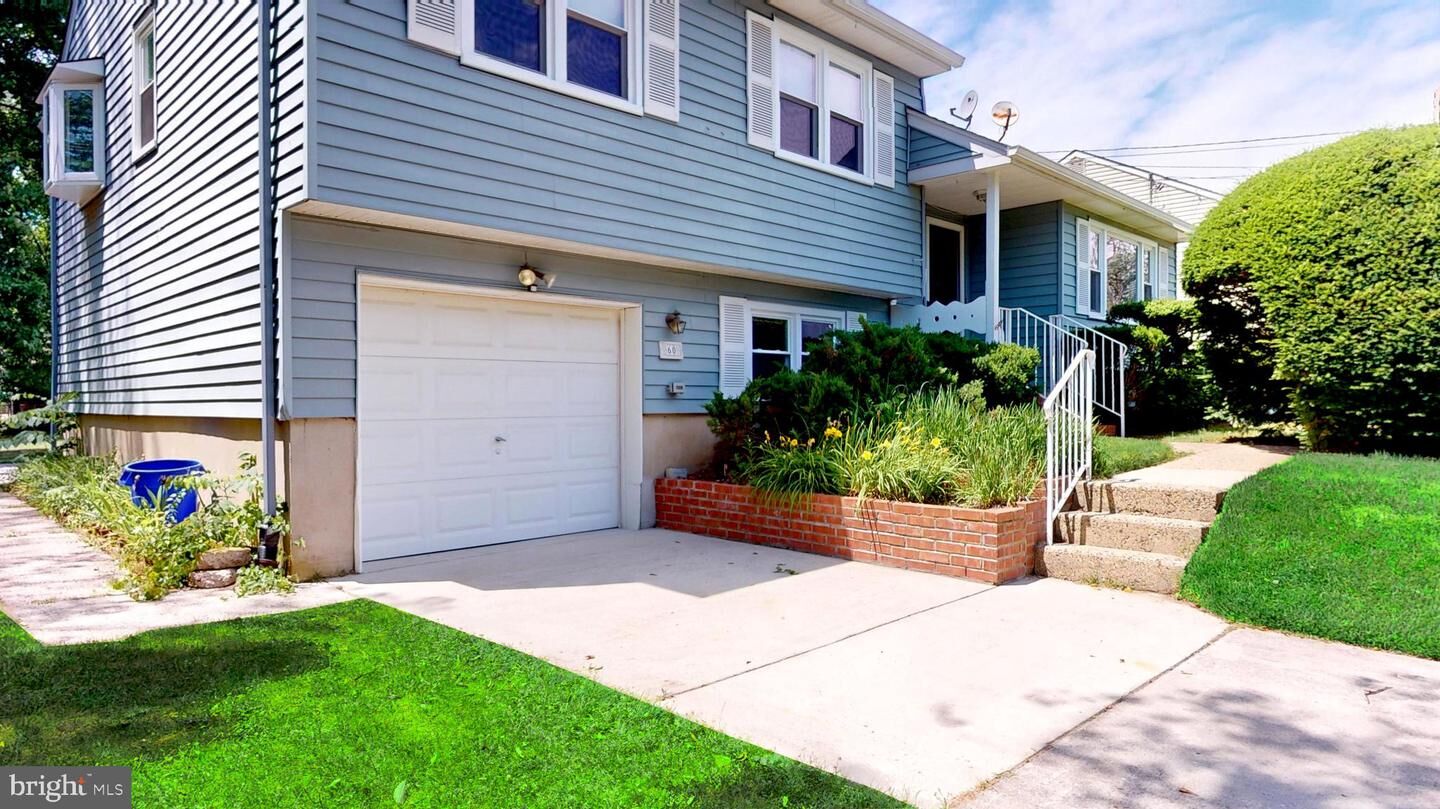 Property Photo:  60 Dawn Drive  NJ 08060 