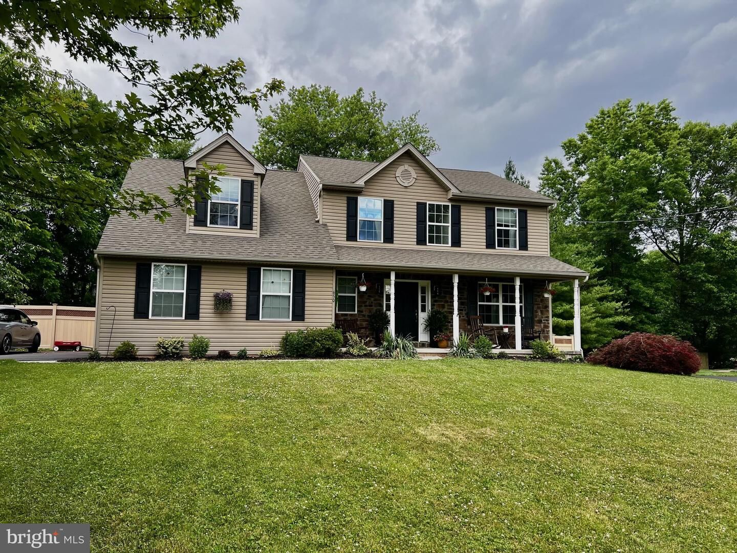 Property Photo:  650 Oak Park Road  PA 19440 