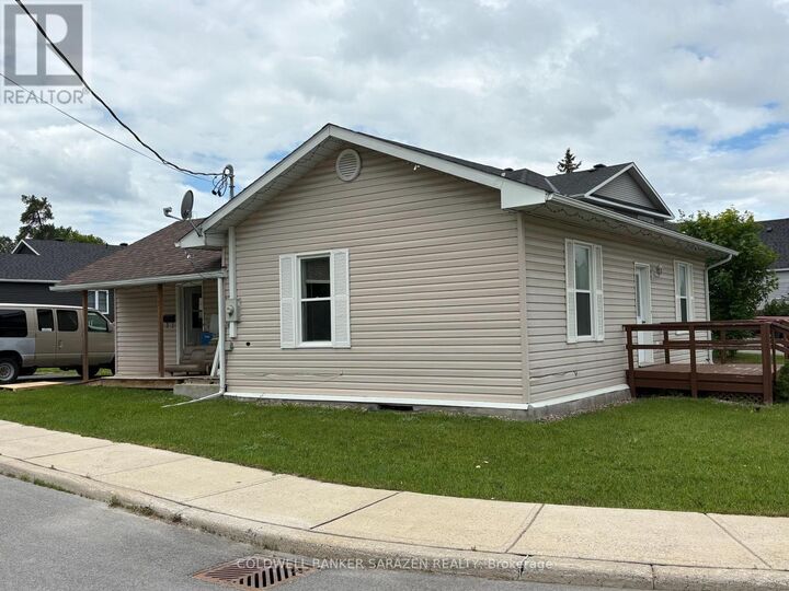 Property Photo: 5 Norma Street South ON K7S 3B2