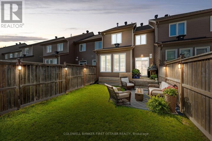 Property Photo:  310 Fergus Crescent  ON K2J 5S4 