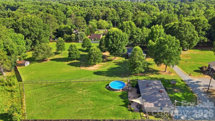 Property Photo:  7820 Cagle Drive  NC 28227 
