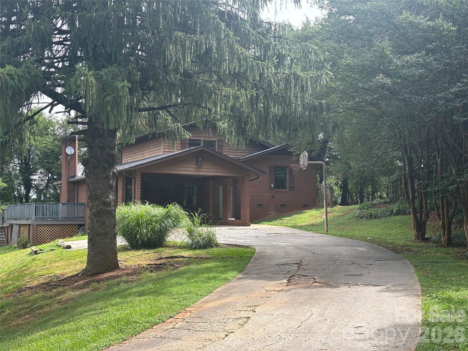 Property Photo:  6 Old Farm Road  NC 28147 