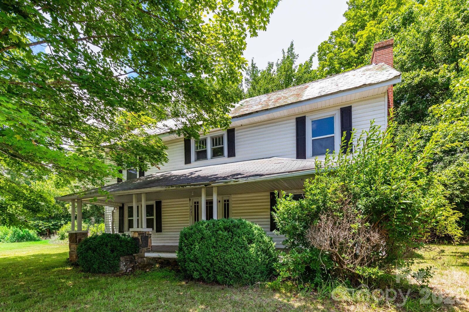 Property Photo:  4085 Jacks Creek Road  NC 28714 