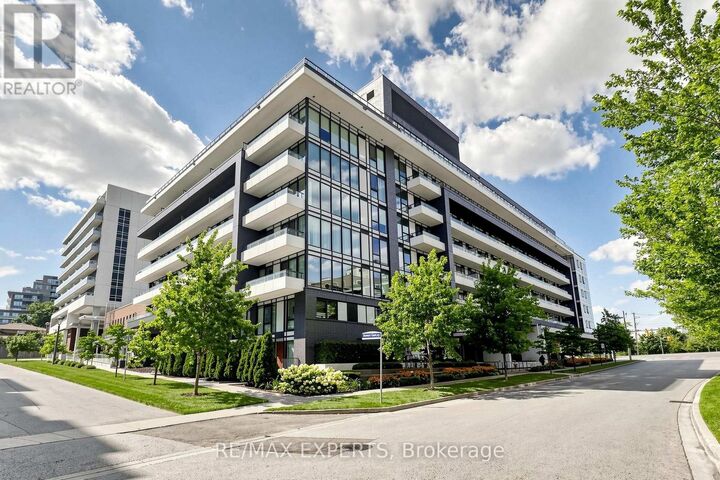 Property Photo: 18 Rean Drive 223 ON M2K 1H3