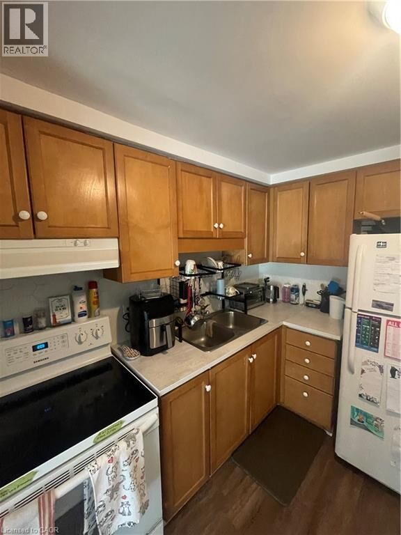 Property Photo: 66 Rodgers Road 25 ON N1G 4Y5