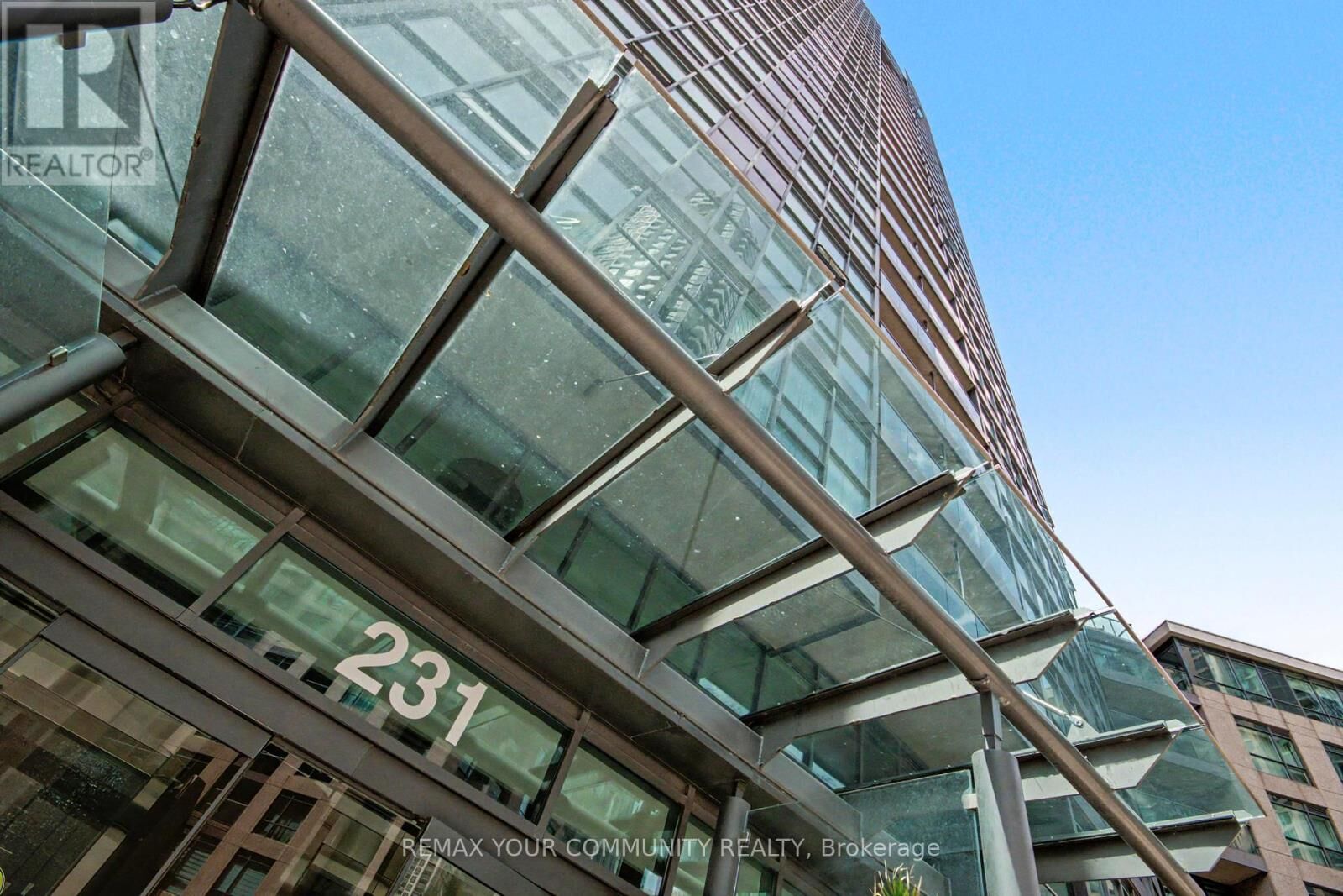 Property Photo: 231 Fort York Boulevard 219 ON M5V 1B2