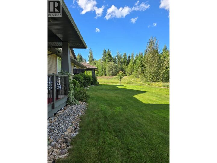Property Photo: 2693 Golf Course Drive 24 BC V0E 1H1