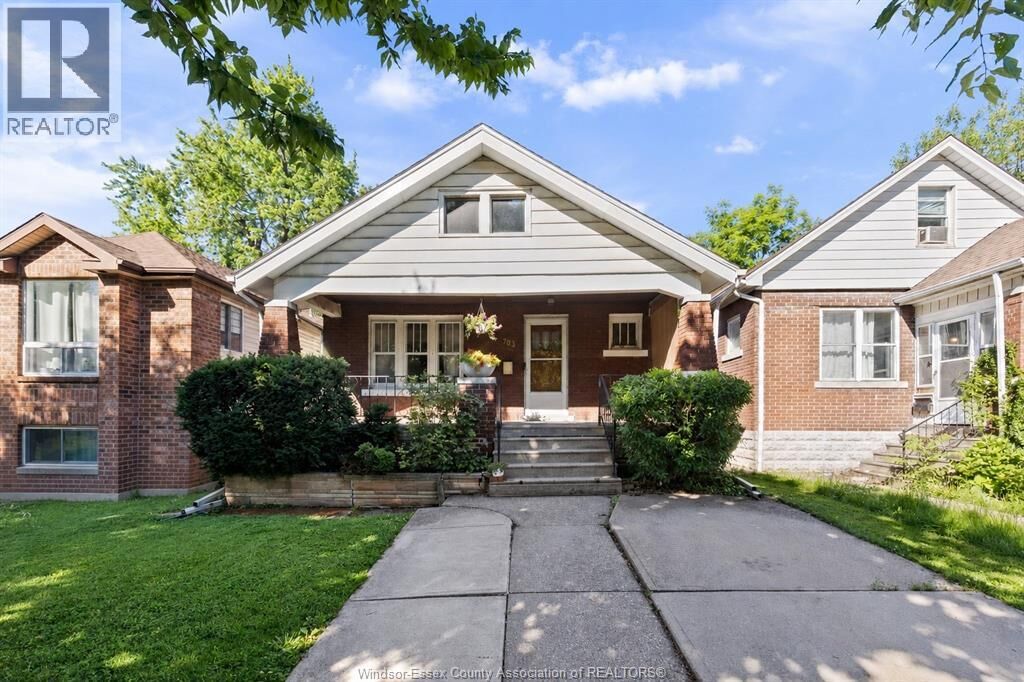 Property Photo: 703 Randolph ON N9B 2T7