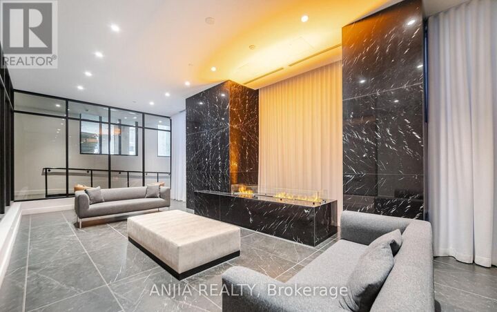 Property Photo: 308 Jarvis Street 3306 ON M5B 0E3
