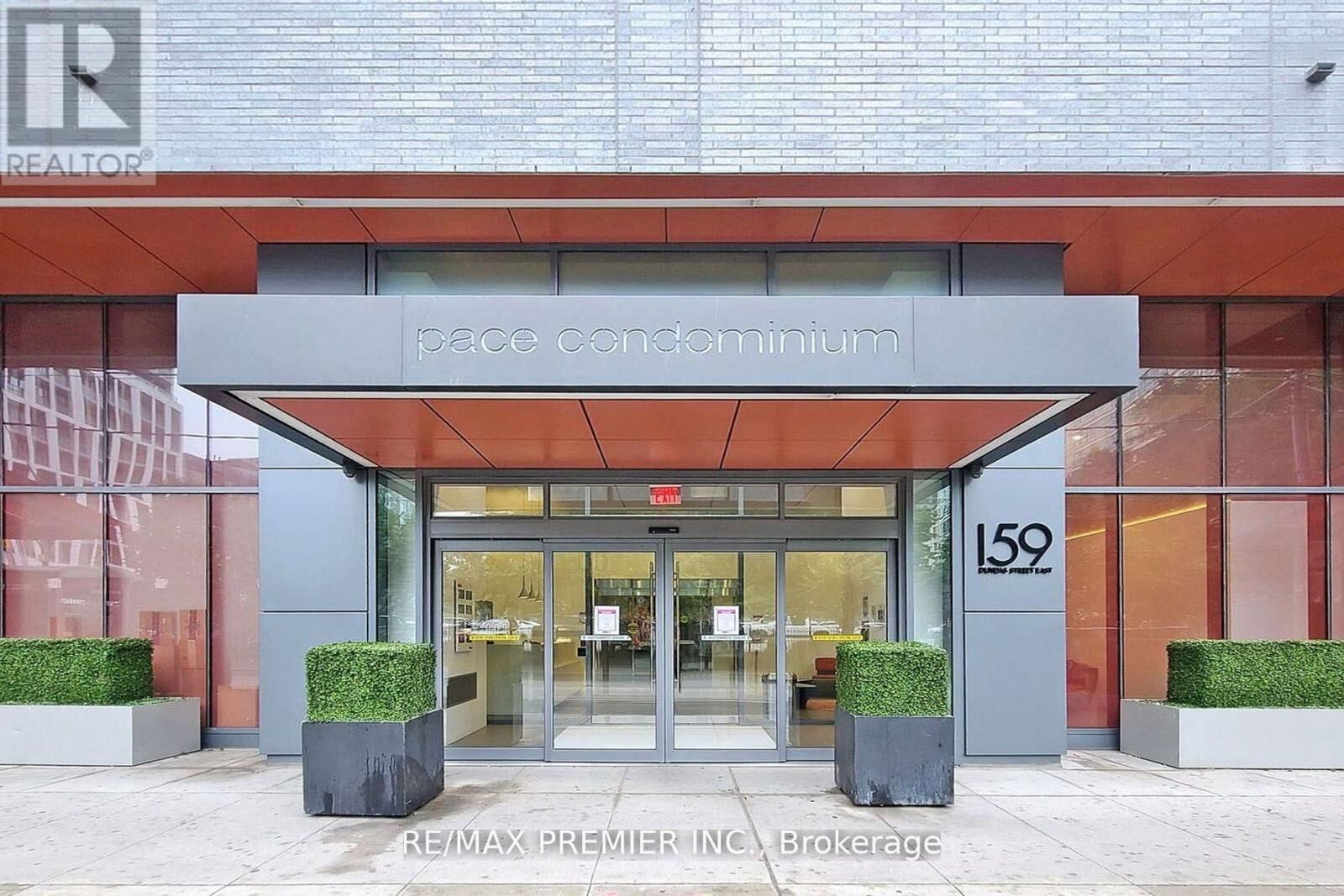 Property Photo:  159 Dundas Street East 1404  ON M5B 0A9 