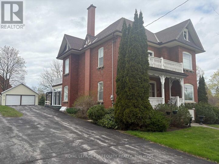 Property Photo:  16 Booth Street South  ON K0L 1L0 