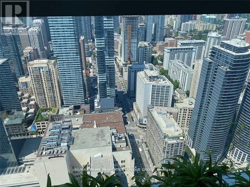Property Photo:  386 Yonge Street 5316  ON M5B 0A5 