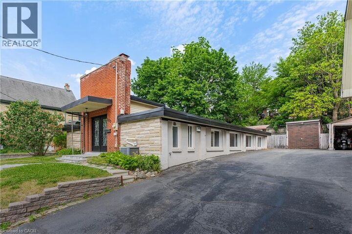Property Photo:  100 Mansion Street  ON N2H 2J9 