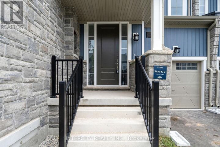 Property Photo: 87 Brown Street ON N0B 1T0