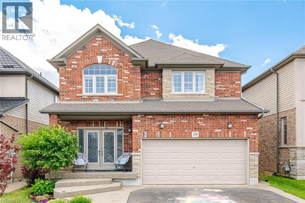 Property Photo:  79 Garinger Crescent  ON L0R 1C0 